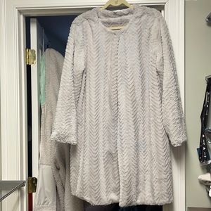 fever XL silver/grey faux fur car coat
